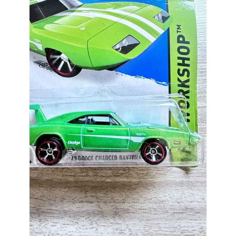 Hot Wheels 2013 HW Workshop '69 Dodge Charger Daytona Green 234/250 Hotwheel H44
